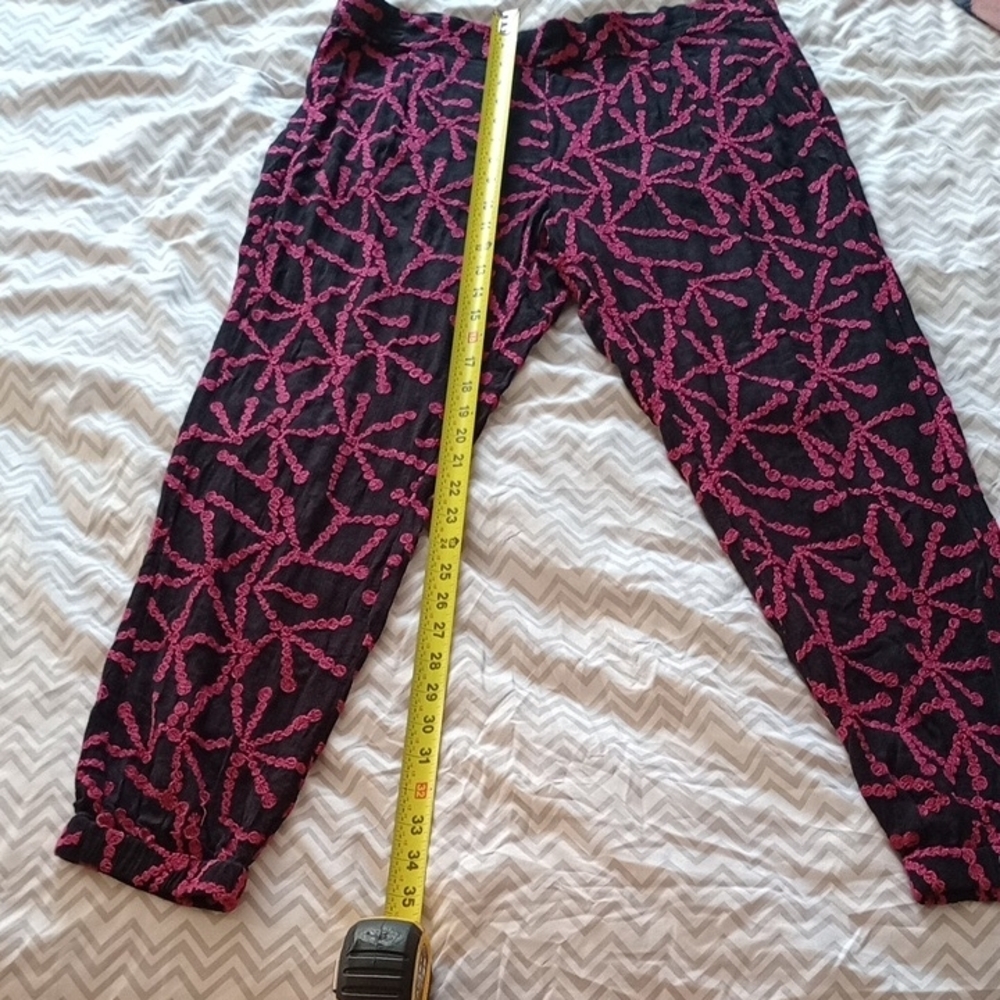 Free People Ankle Jeans with‎ Pink Pattern - Picture 10 of 11